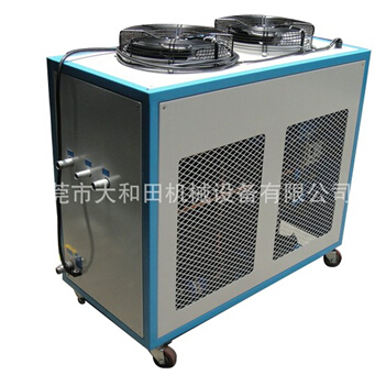 【小型冷水機】瞬間冷卻不等待！