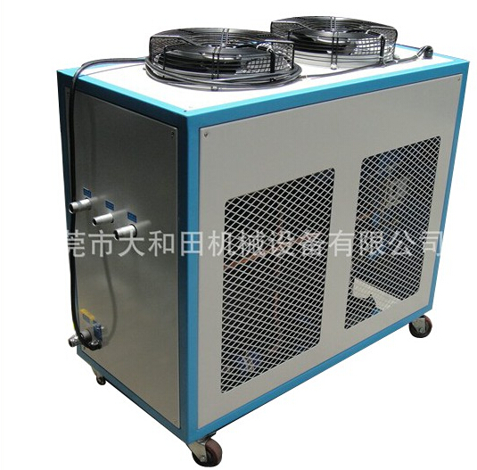 【小型冷水機】優(yōu)勢多多才能夠氣場強大！