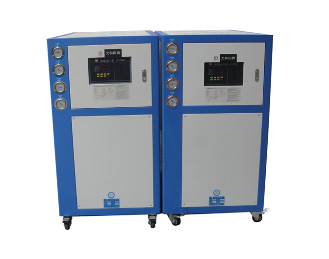 【工業(yè)冷水機(jī)廠家】立足于用戶利益作出大貢獻(xiàn)！