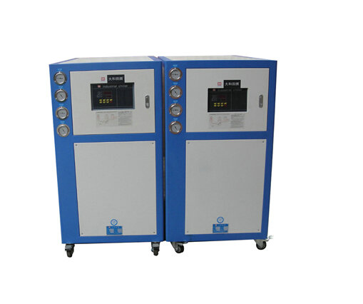 【東莞工業(yè)冷水機】低調(diào)運行才是您終的選擇！