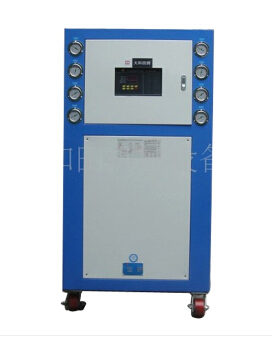 冷水機(jī)，冷水更便捷