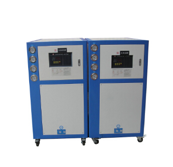 工業(yè)中需要使用冷水機(jī)，提升儀器使用壽命