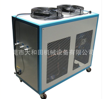 挑選小型冷水機(jī)的技巧