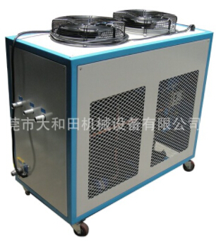 【小型冷水機(jī)】的三種選擇方法